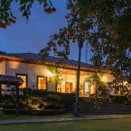 Hotel Fazenda Capoava คาเบรอูวา ภายนอก รูปภาพ