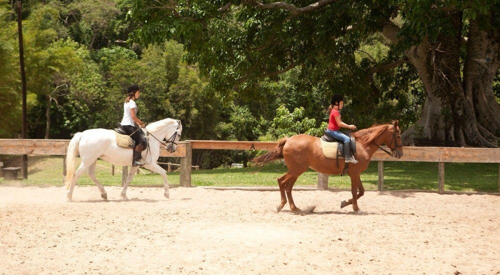 Hotel Fazenda Capoava คาเบรอูวา ภายนอก รูปภาพ