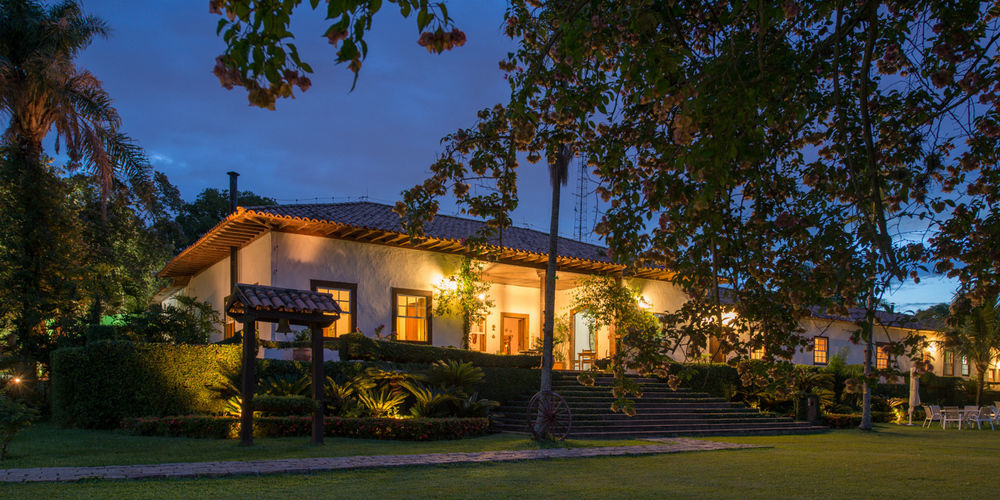 Hotel Fazenda Capoava คาเบรอูวา ภายนอก รูปภาพ